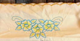 Vtg Set of Embroidered Pillowcases Yellow & Blue Floral Scalloped Edge 27" x 19" image 6