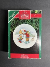 1991 Hallmark Let It Snow Porcelain Plate Christmas Ornament Collector&#39;s... - $15.88