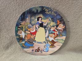 Knowles Disney "Snow White and the Seven Dwarfs"  8IN Collectors Plate - $24.75