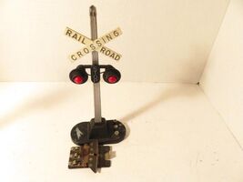 LIONEL TRAINS POST-WAR 154 HIGHWAY FLASHER SIGNAL WORKS GOOD W/PLATE- EX... - $33.88 CAD