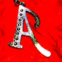 Beautiful silver vintage initial A Pendant - $282.69 MXN