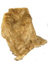 Alpakaandmore Suri Babyalpaca Fur Rug Handmade in Peru Light Brown (6'90 x 5'60) - $1,529.55