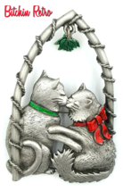 Vintage JJ Pin with Kissing Kitties Under The Christmas Mistletoe  - £14.38 GBP
