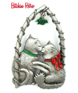 Vintage JJ Pin with Kissing Kitties Under The Christmas Mistletoe  - £14.43 GBP