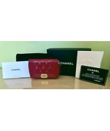 Authenticity Guarantee

CHANEL Boy Zip Coin Purse Wallet in Quilted Red ... - $11,988.48 MXN