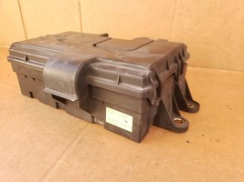 01-04 Lexus LS430 Rear Trunk Fusebox Relay Junction Box 82670-50072 image 2