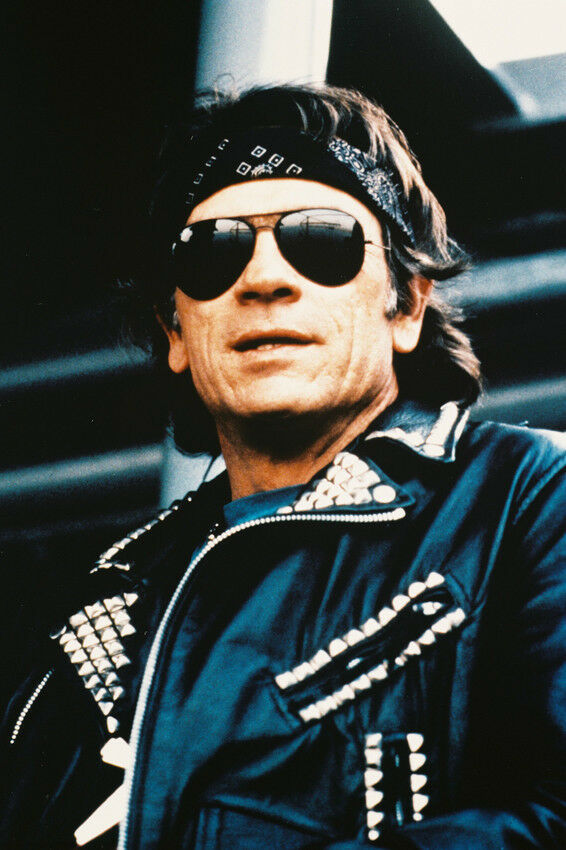 Tommy Lee Jones 11x17 Mini Poster In Bandana And Sunglasses - $12.99