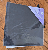 JoAnn Scrap Essentials 12" x 12" Scrapbook Album  Acid Free 62 Pages Black - $306.45 MXN