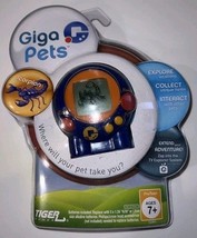 Giga Pets Explorer Scorpion Blue Virtual Pet Handheld, 2006, Explorer co... - $1,588.99 MXN