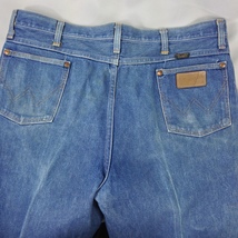 Wrangler 13MWZ &quot;Read Listing &quot; Blue Jeans &quot;Light Stains&quot; Mens Actual Size 38x33 - £7.92 GBP