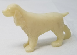 Cocker Spaniel Figurine Cream Tail Up Small Plastic Vintage - $11.35