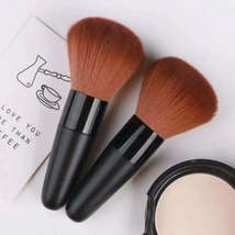 Professional Loose Powder Brush - Perfect for Makeup Artists and Beauty ... - £5.60 GBP