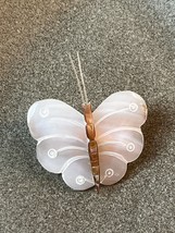 Vintage Small Carved Mother of Pearl Butterfly w Abalone Body Pin Brooch – - £11.90 GBP