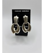 Fashion Design Silver Plated Women Earring - $5.77 CAD
