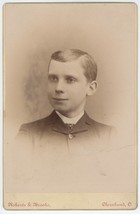 Circa 1880&#39;S Cabinet Card Young Boy Smiling Suit Roberts &amp; Brooks Cleveland, Oh - £7.41 GBP
