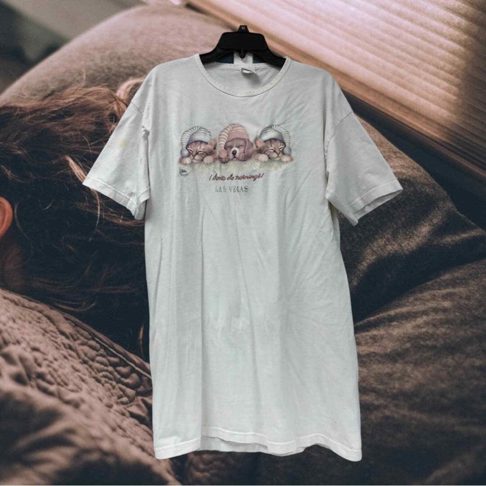 Vtg Harrison sleeping puppies I Don’t Do Mornings LAS VEGAS nightshirt d... - $30.10