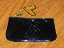 Victoria&#39;s Secret Limited Edition Wristlet Black Clutch Bag Heart Key Chain - £9.43 GBP