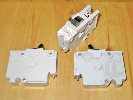 FPE TYPE NB 15 AMP, 1 POLE, 120 VAC CIRCUIT BREAKER (FPE NB20 FPE NB120)... - $39.99