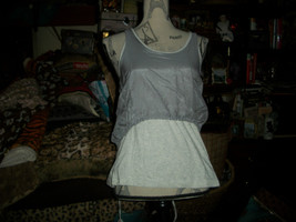 BOY MEETS GIRL Sweet Heather Gray Top Size S NWT - £7.16 GBP