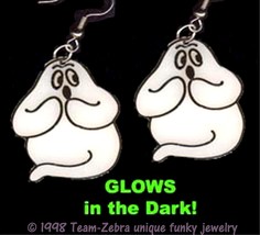 Funky Glow Ghost Earrings Novelty Trick-or-Treat Halloween Charm Costume Jewelry - £5.57 GBP