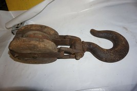 Vintage Large Iron &amp; Wood Pulley Rustic Decor  - £23.89 GBP