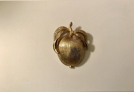 Vintage Adam&#39;s Apple Delight Brooch by Sarah Coventry - £21.58 GBP