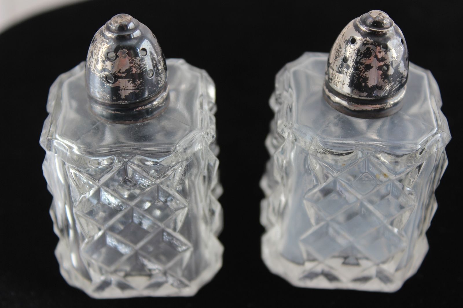 Vintage Irice NY Sterling Silver Glass Salt and Pepper Shakers - £9.48 GBP