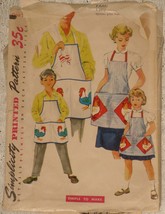 Simplicity Pattern 4939 Family Apron Set with Rooster &amp; Hen Transfers  - £11.76 GBP