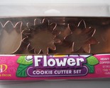 Flower cookie cutter set thumb155 crop