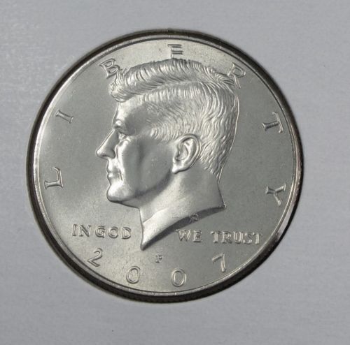 2007 P 50c Kennedy Half Dollar U.S.Coin. ***L*O*O*K*** - £1.57 GBP
