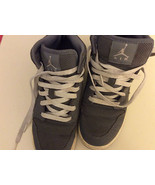 Nike Air Jordan Hi-Top Solid Basket Ball Youth Size U.S 6Y Grey - $33.83 CAD