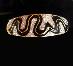 Cleopatra&#39;s delight Snake Bracelet Trifari bangle Enamel &amp; Rhinestone br... - £67.94 GBP