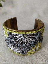 Vtg Yellow And Gray Beaded Brass Cuff Boho Hippie Bracelet - £15.82 GBP