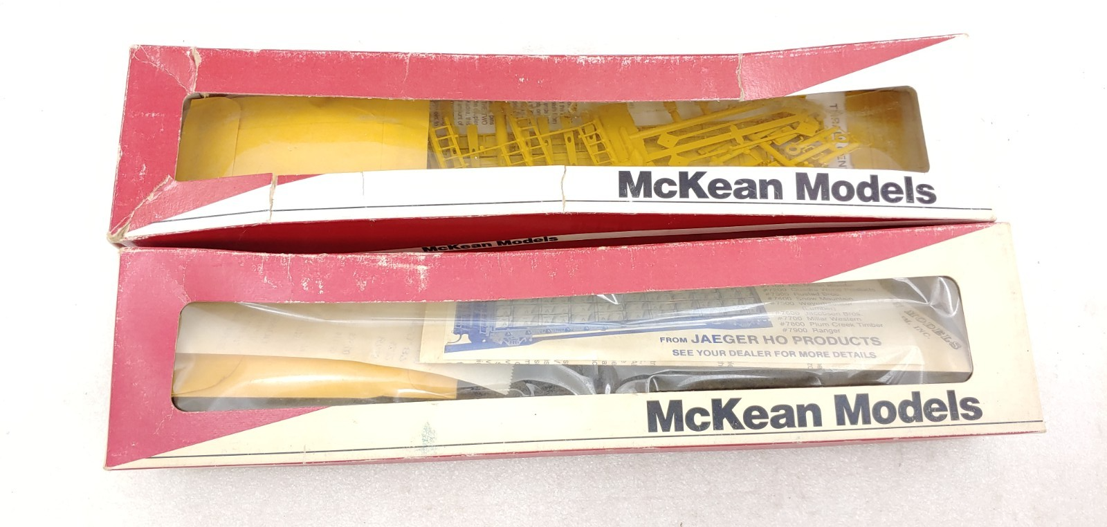 2 Vintage McKean Models Ho Gauge Center Beam Open Freight Cars Kits Unbuilt - $19.79