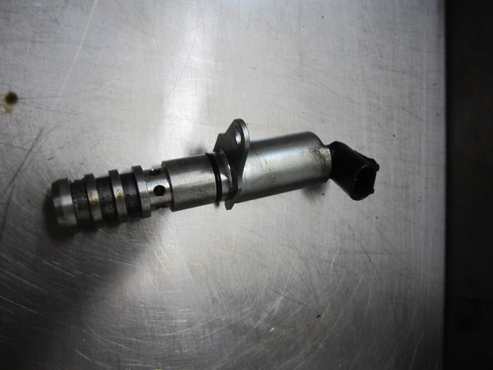 Variable Valve Timing Solenoid For 04-06 Chevrolet Colorado  3.5 - £19.55 GBP