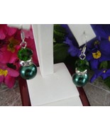 IRRIDESCENT GREEN &amp;  CZECH FIREPOLISH GLASS BEADED HANDMADE  DANGLE EARR... - $84.71 MXN
