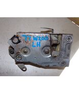 1977 77 Dodge Power Wagon LH DS Door Latch Assy OEM Truck 72 73 74 75 76 78 - $220.91 CAD