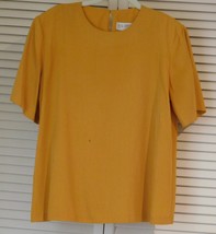 Susan Graver Solid Short Sleeve Shell Medium Mustard Yellow SALE - $14.99