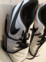 Boys Nike size UK 4 synthetic Multicoloured trainers - $13.50