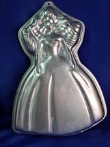 1992 Wilton Aluminum Barbie Mattel Cake Pan 15&quot; #2105-2551 - £11.04 GBP