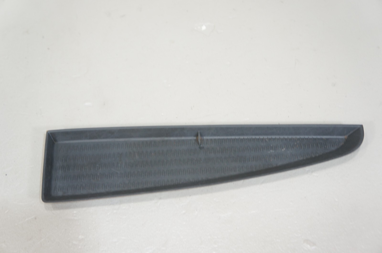 07-13 bmw x5 x6 e70 front left driver door panel storage insert liner mat oem Item image 3