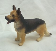 SCHLEICH REALISTIC GERMAN SHEPHERD DOG 3&quot; PVC FIGURE TOY - $20.23 CAD