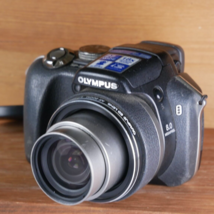 Olympus SP Series SP-560 UZ 8.0MP Digital Camera - Black *TESTED* W Batteries - £31.80 GBP