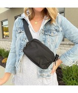Maddie Crossbody. - $374.24 MXN
