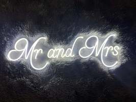 Mr &amp; Mrs | LED Neon Sign - £31.50 GBP+
