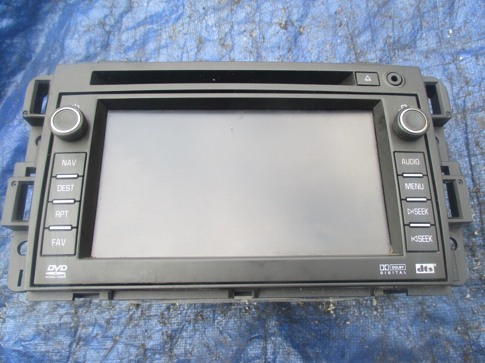 2008 GMC Yukon cd player navigation radio assembly unit OEM 25857364 Denso - $229.99