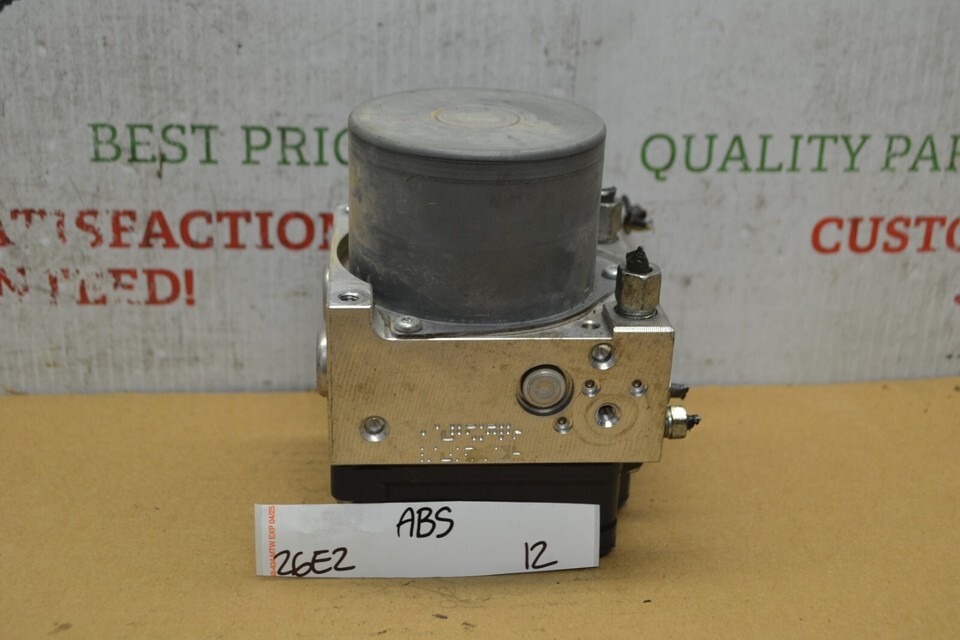 2016-2018 Nissan Maxima ABS Pump Control 476604RB1C Module 12-26E2 - $48.99