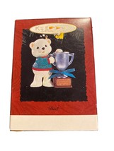 Hallmark DAD Polar Bear w/ Trophy 1994 Keepsake Ornament NOS QX546-3 - £7.64 GBP