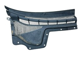 08 - 09 PONTIAC G8 WINDSHIELD WIPER COWL COVER  92178015 92163648 OEM #542 - $178.20