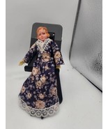 Vintage German Caco Dollhouse Thread Wrapped Dolls Mom Long Dresses Vict... - $19.83 CAD